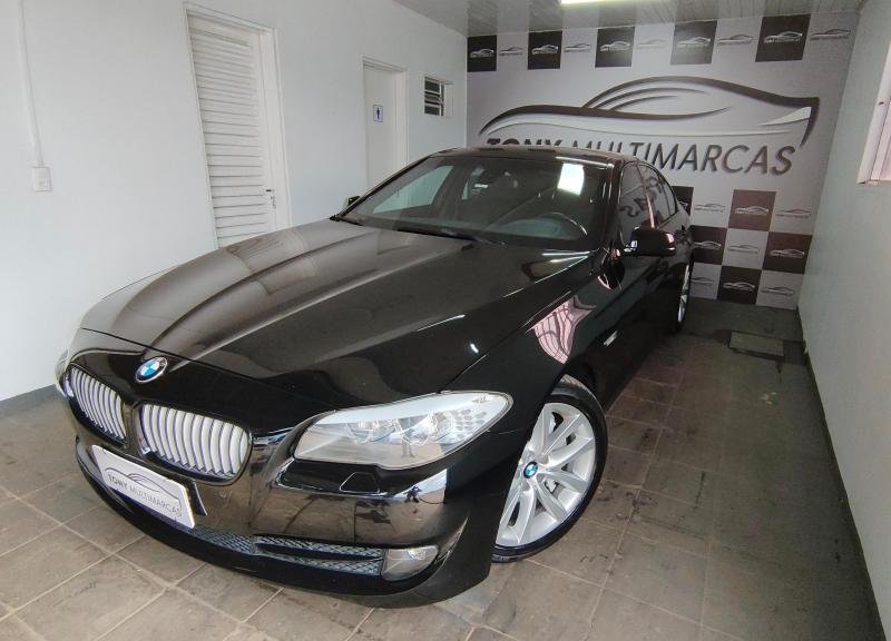 BMW 550i